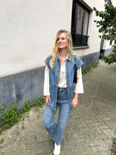 Afbeelding in Gallery-weergave laden, Lily Vest Jeans

